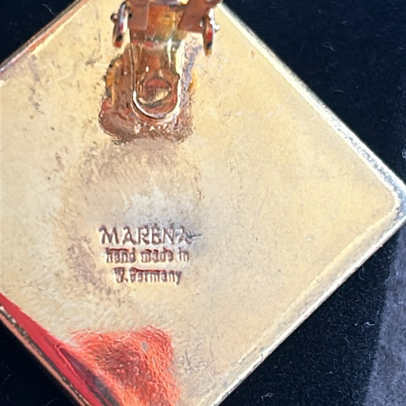 Vintage Marena Onyx & Gold Handmade Earrings-Boutique - Picture 5 of 6